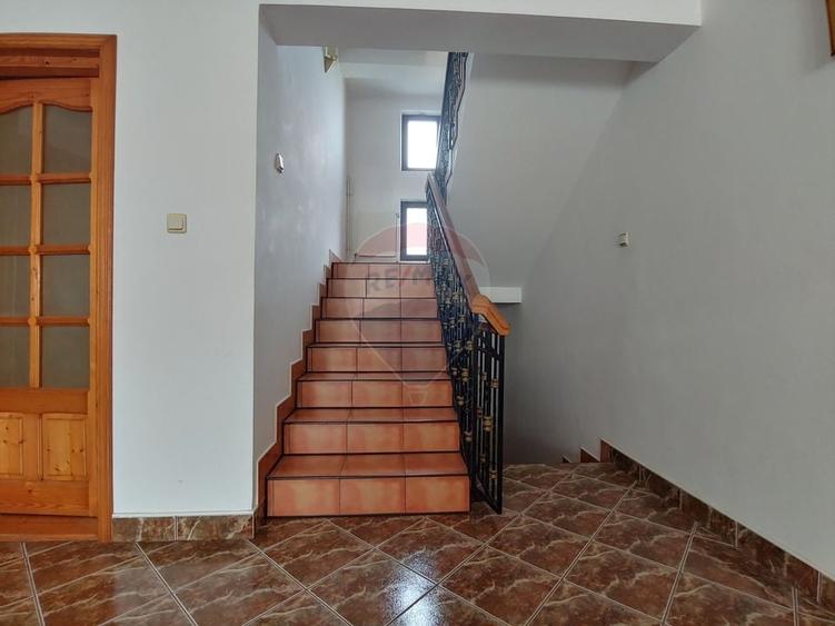 Casa / Vila de vanzare cu teren intravilan 1200 mp-Zvoristea, Suceava - 59