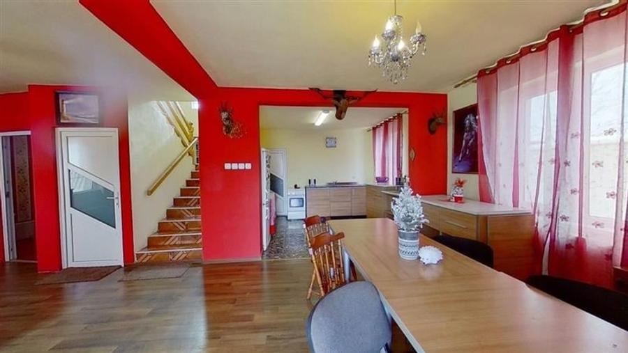 Acasa in Rasnov:Casa cu 5 camere,curte mare si liniste deplina, 500 mp teren, Ce - 15