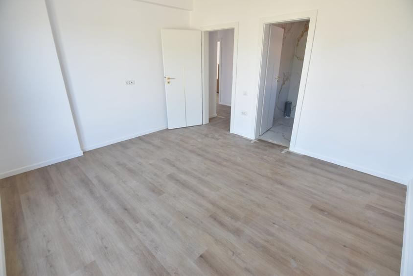 Casă individuală cu 4 camere cu Teren 400 Mp în Domnești