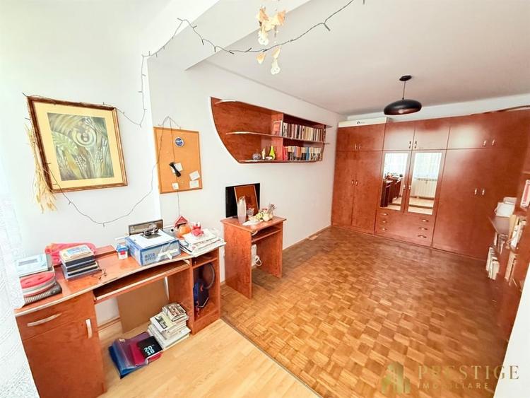 Apartament cu 2 camere tip B de vanzare pe str. Splaiul Crisanei - 8