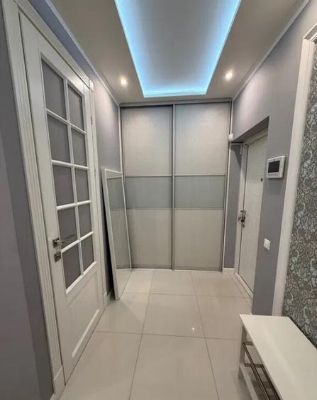 3 Camere zona 1 Decembrie 1918 - 7