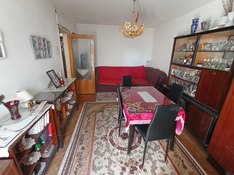 Apartament 2 camere PODU ROS, DECOMANDAT, etaj intermediar, Palas - 1