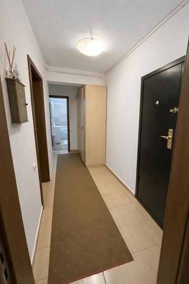 Inchiriez Apartament 2 camere 400 - 7