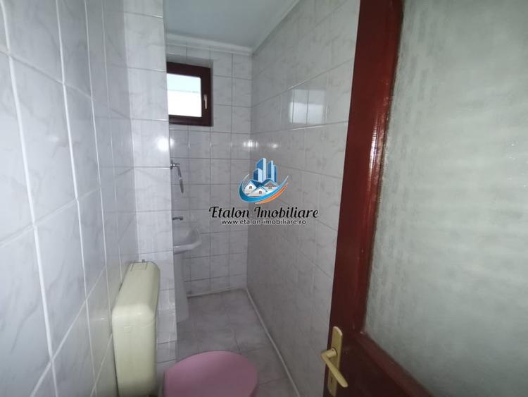 Apartament 3 camere etaj 4, cu pod, zona centrala Piatra Neamt - 7