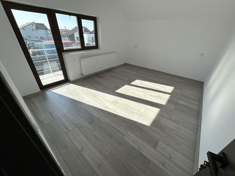 Casa de vanzare comuna Bradu , sat Geamana , strada Busuioc - 2