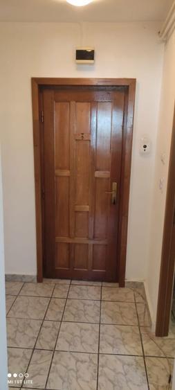 Garsoniera Mioeveni etaj 3 - 1