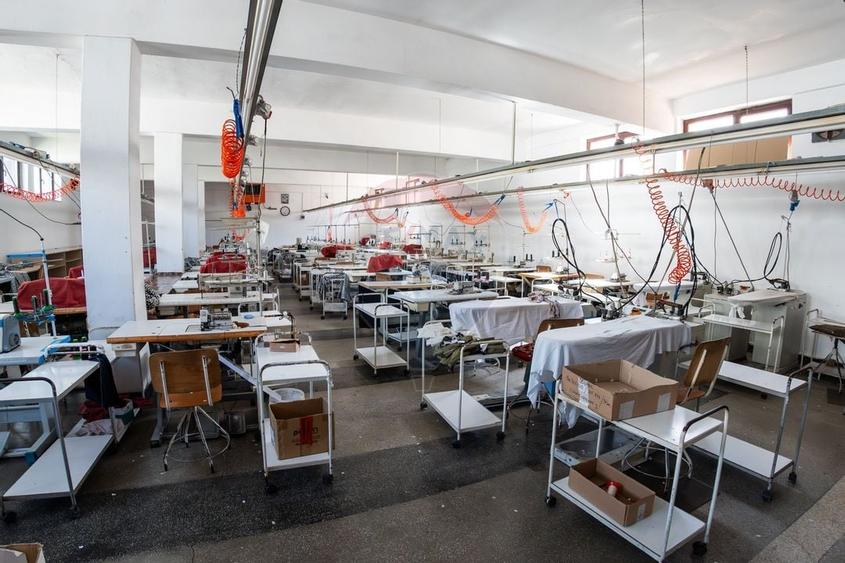 Spatiu comercial de 1,460mp in zona Central - 16