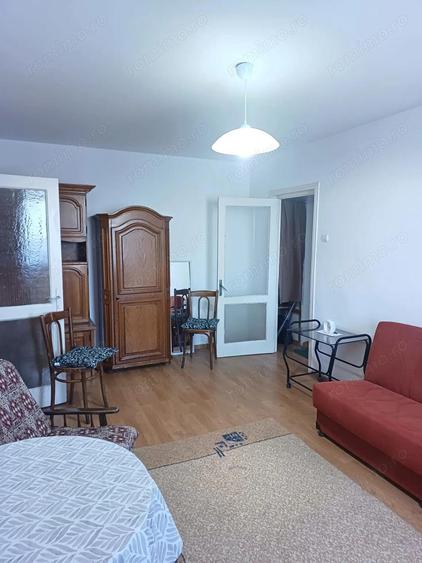 Piata Unirii - Apartament cu doua camere, 300 euro - 7