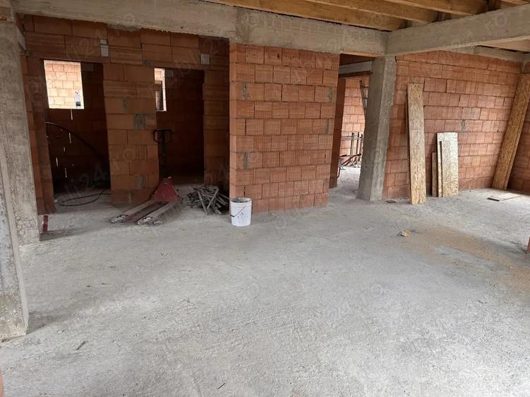 Vanzare Casa pe parter la Gri cu 432 mp teren cu toate utilitatiile bransate - 6