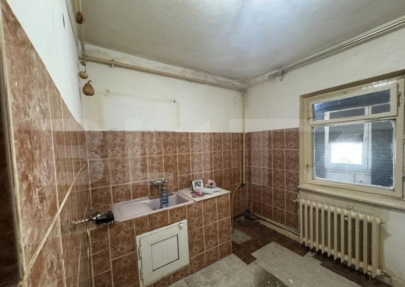 Apartament 2 camere, decomandat, 57mp, zona Piata Mare - 3