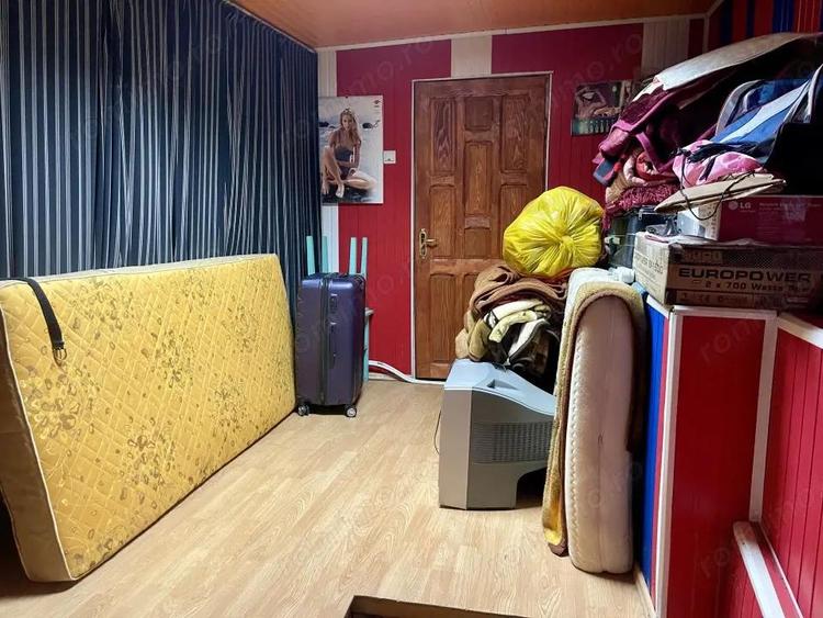 Casa 445 mp Dochia spa?ii foarte mari, 5000 mp curte, ideal familie sau afacere - 2