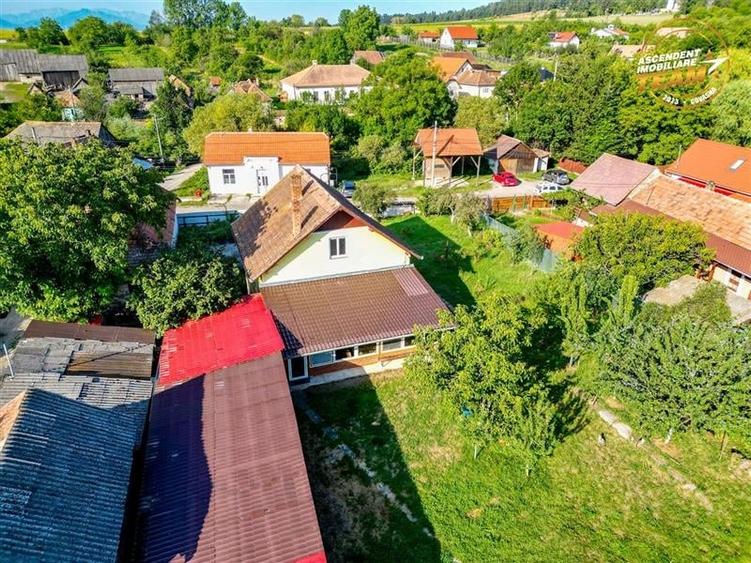 FILM!Areal apreciabil,casa+domeniu de 3.500mp,Sancraiu,vecin Sfantu Gheorghe si - 29