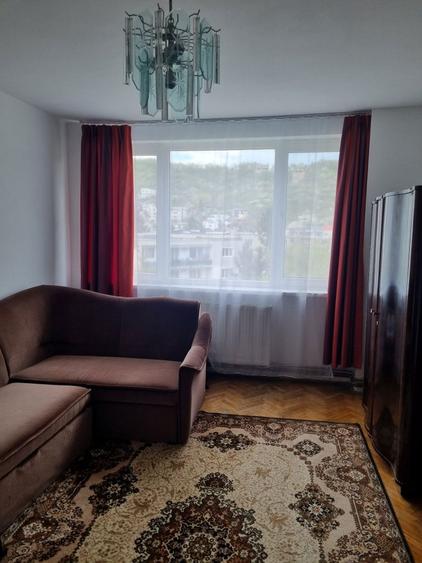 Vand apartament 62 m patrati +balcon 9m patrati Cart.Grigorescu - 2