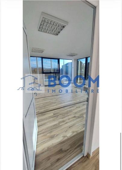 Birou, de 760 mp, în Nord