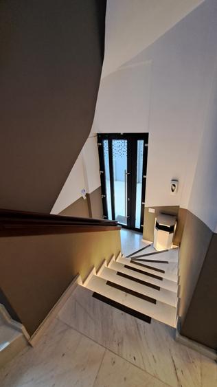 BUSINESS LA CHEIE IN VILA RENOVATA - CLINICA STOMATOLOGICA - 41