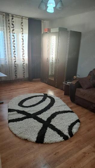 Inchiriez apartament zona centrala. - 4