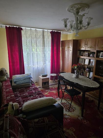 Apartament spatios cu 4 camere, decomandat Etaj 1, strada Gheorghe Lazar, Calarasi - 7