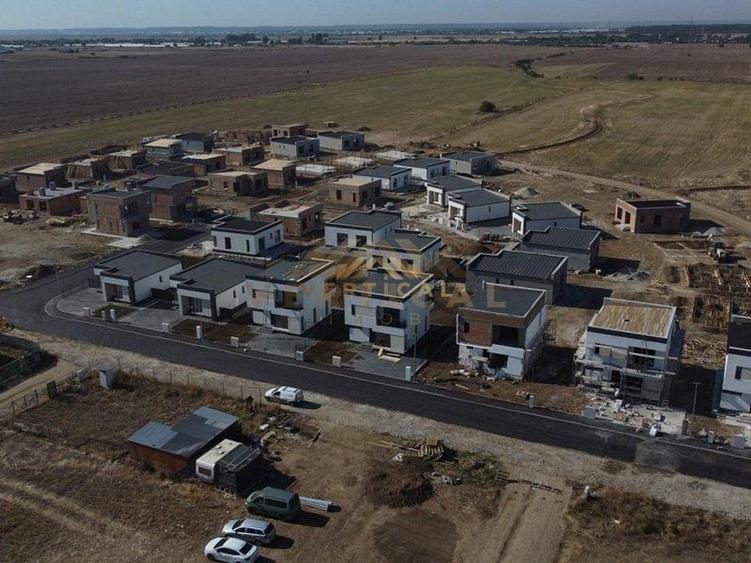 Casa 4 camere, cartier nou, Berceni - Vidra - 3