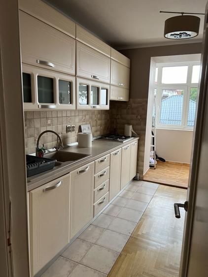 Inchiriez ap 4 camere - 3