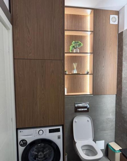 Apartament cu 2 camere, suprafata generoasa de 67mp si loc d - 1