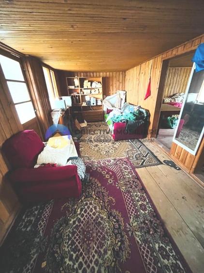 CASA cu mansarda  comuna DOBRENI - 11