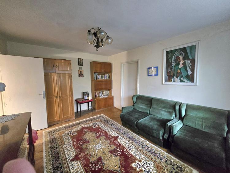 Apartament 3 camere, 67 mp, zona Simplon - 2