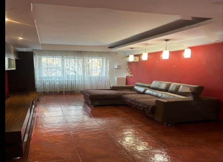 Basarabia metrou Costin Georgian,bl.1978,et.3/10,2 bai,Amenajat,semimobilat - 1