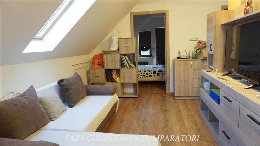 OLANESTI, CASA NOUA, TEREN 1389 MP - 12