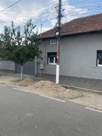 Vand casa , str.Teiului , utilata si mobilata ^ la cheie ^ - 7