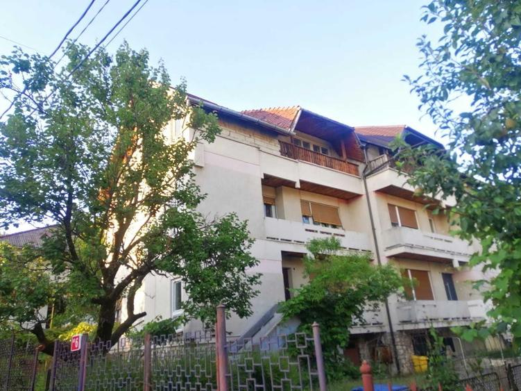 Vila in duplex cu 388 mp utili | Teren 520 mp - 1