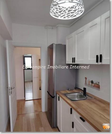 De vanzare apartament cu 2 camere, zona KM5 - 6