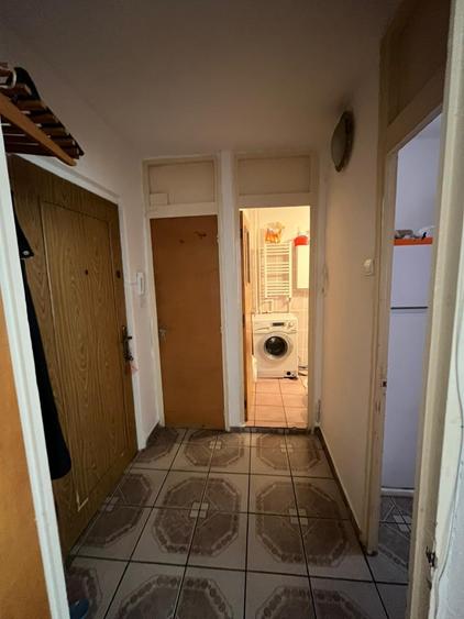 Garsoniera Mall Vitan, mobilata si utilata modern, renovata, curata, libera - 7