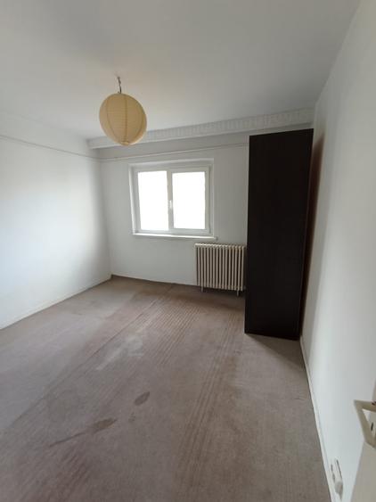 Apartament 2 camere DECOMANDAT, ETAJ 4 cu pod Nicolina 2-Clopotari !! - 4