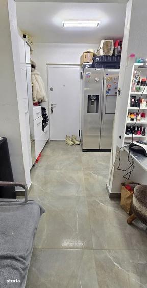 Apartament cu 3 camere în Alexandru cel Bun