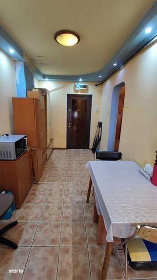 Apartament cu 2 camere semidecomandat în Brătianu