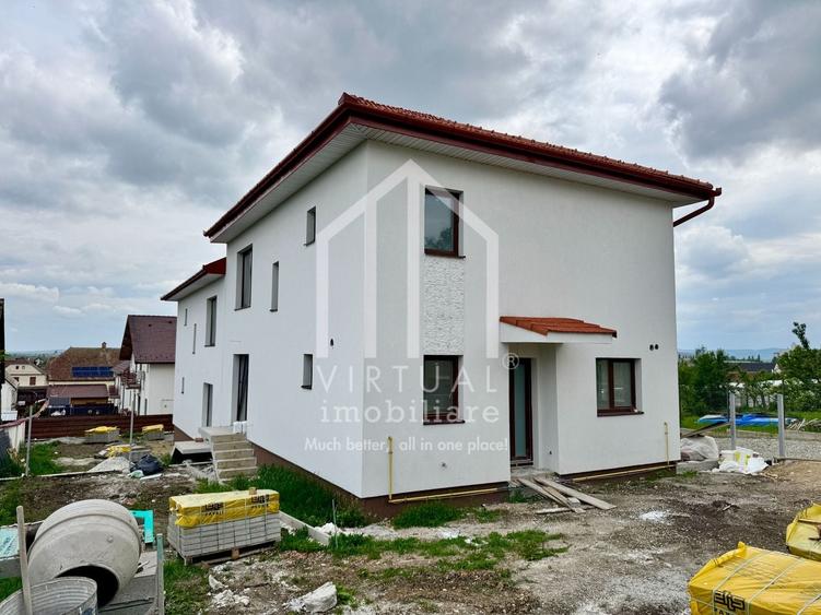Duplex cu 4 camere cu Canalizare în Șura Mică