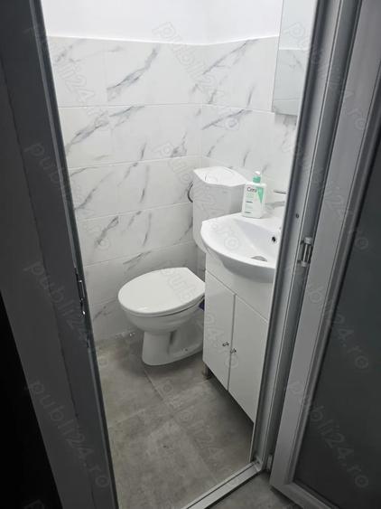 Spațiu comercial, de 12 mp, în Central