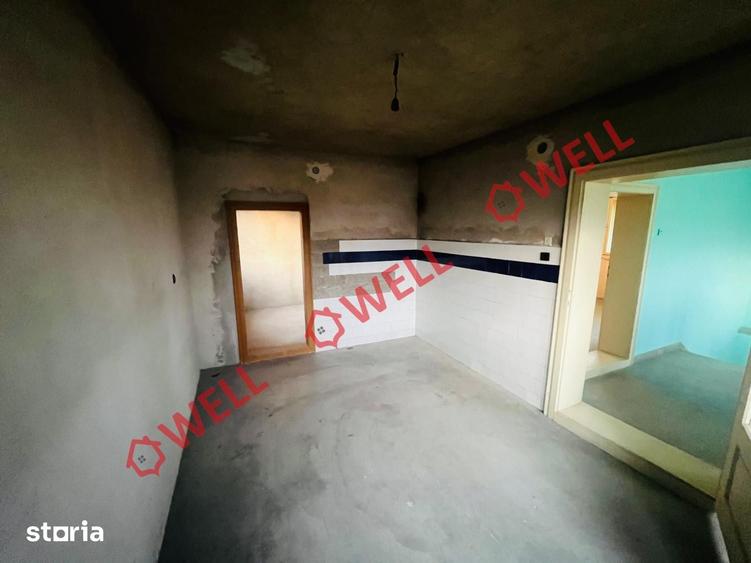 Casă cu 4 camere cu Teren 2000 Mp în Brateș