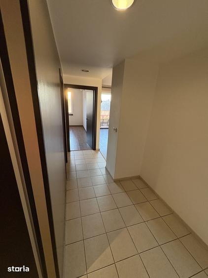 Apartament cu 3 camere în Colentina