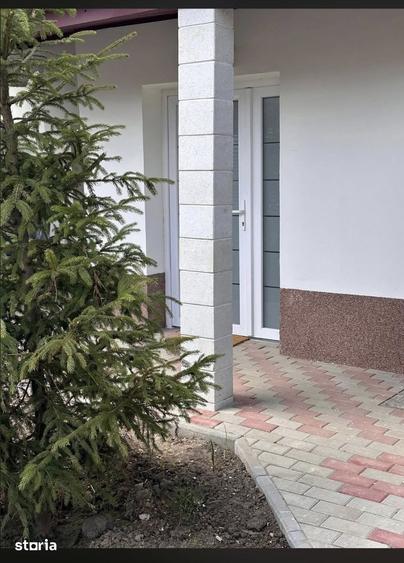 Casă cu 2 camere cu Teren 150 Mp în Central