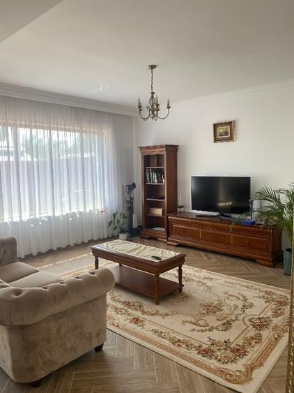 Duplex cu 6 camere cu Canalizare în Afumați