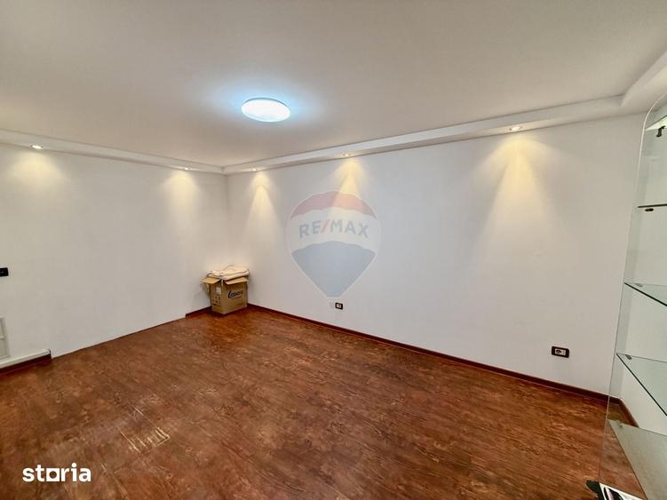 Spațiu comercial, de 110 mp, în Central