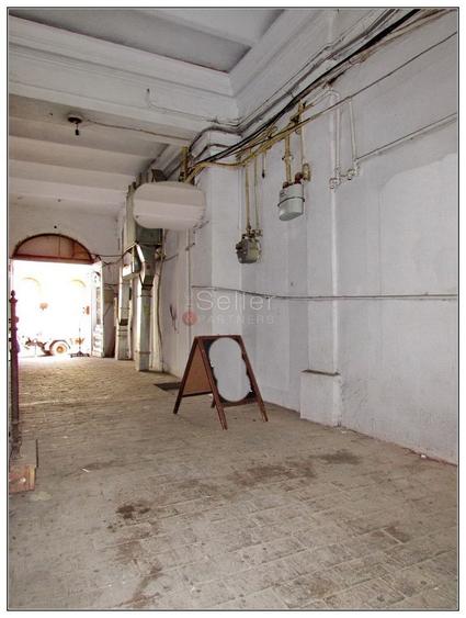 Spațiu comercial, de 90 mp, în Centrul Istoric