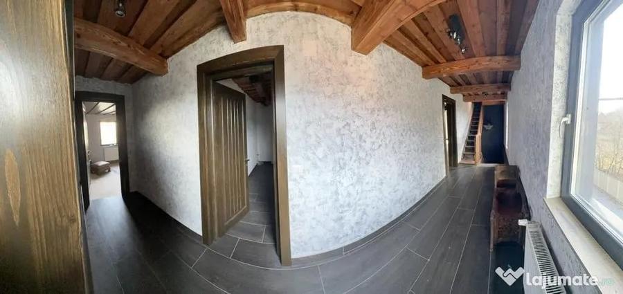 Casă cu 6 camere cu Teren 300 Mp în Rădăuți
