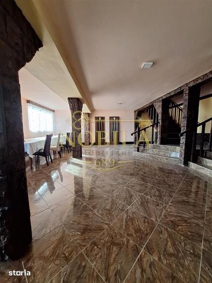Spațiu comercial, de 1,000 mp, în Dofteana