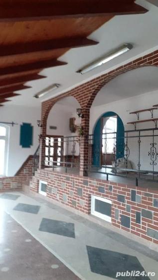 Spațiu comercial, de 300 mp, în Stupini