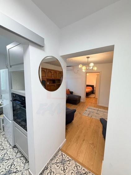 Apartament cu 3 camere semidecomandat, mobilat în Țiglina 1