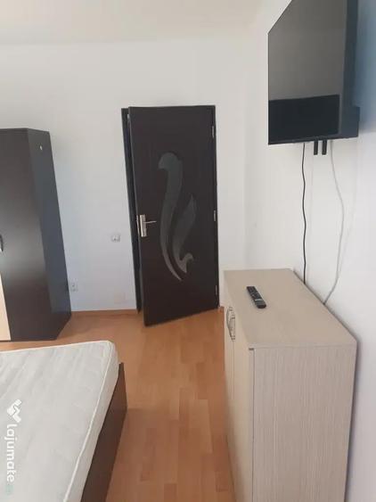 Apartament cu 2 camere decomandat în Florești