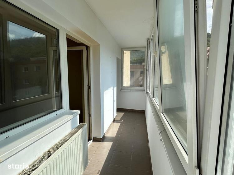 Apartament cu 2 camere decomandat în Răcădău