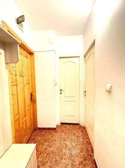 Garsoniera zona Bradet finisata mobilata utilata 42000eur neg - 1